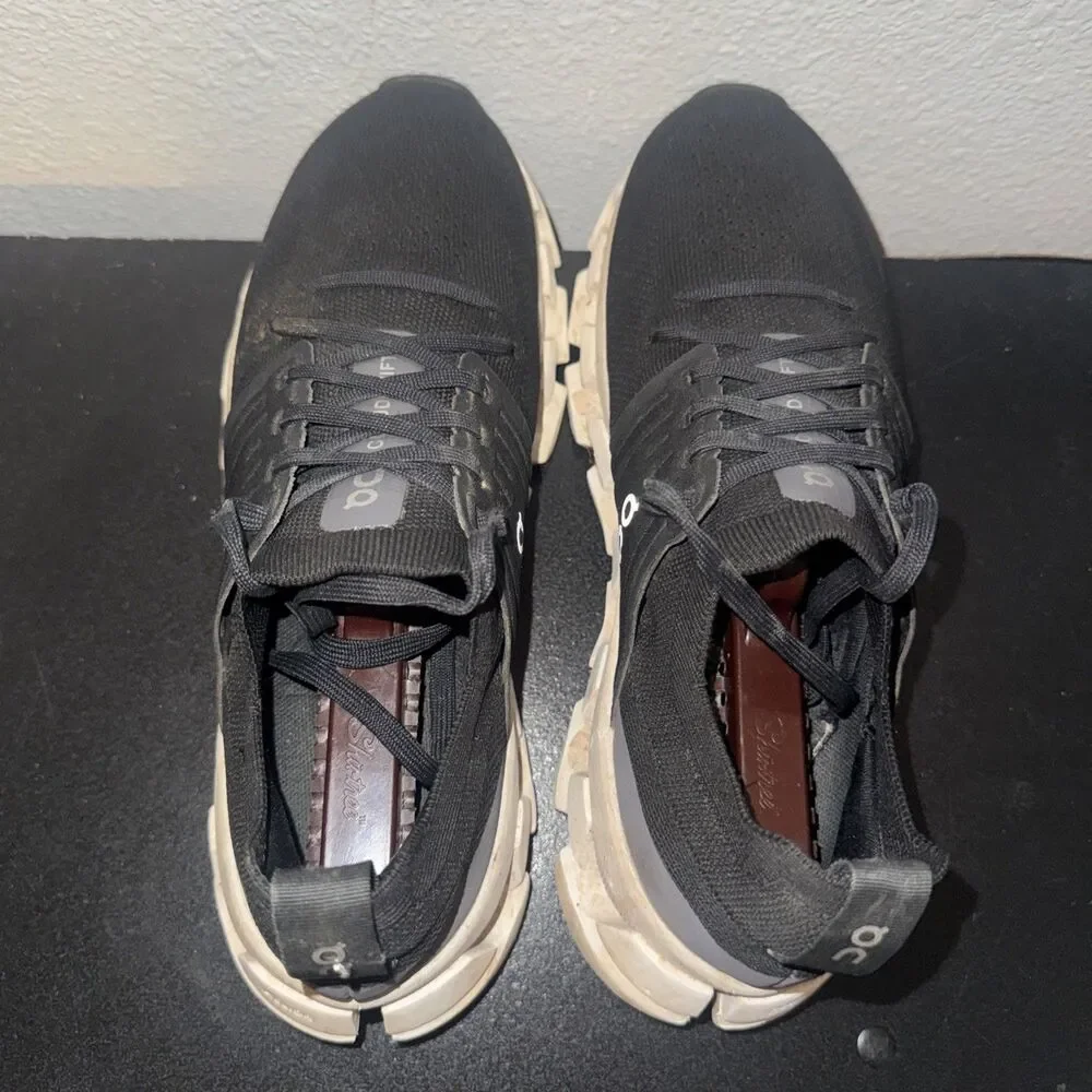 On Cloudswift 3 Womens Size 7.5 Black White Athletic Running Shoes Sneakers